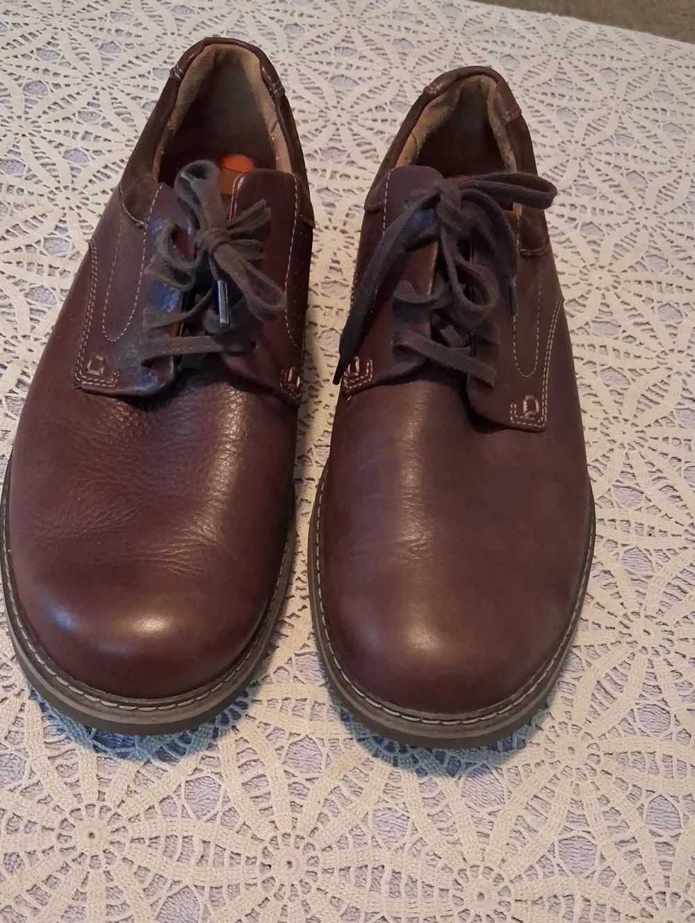Clarks Men's Brown Leather Lace-Up Chukka Boots